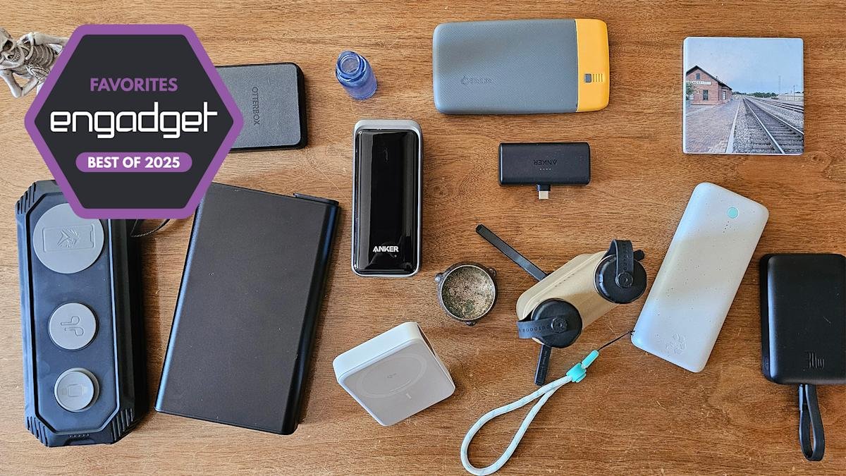 Evolution of power banks from bulky designs to slim modern models