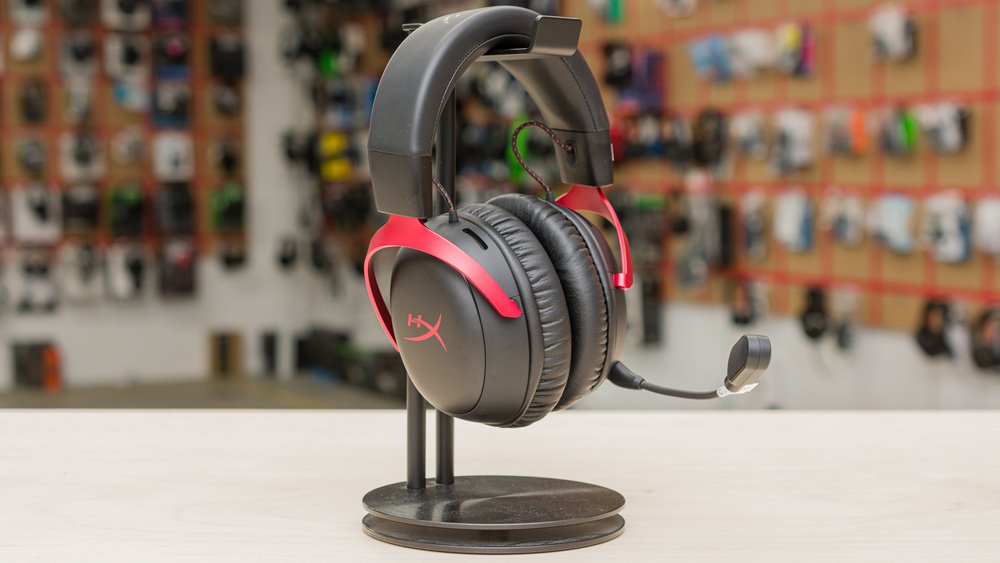 HyperX Cloud III Wireless gaming headphones with memory foam